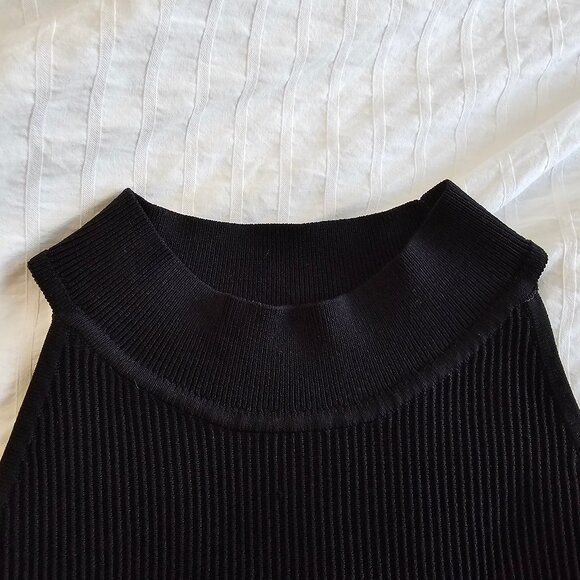 Aritzia Babaton Sculpt Knit Halter Top - 2021 - Black - Sz S - NWT - Picture 3 of 12